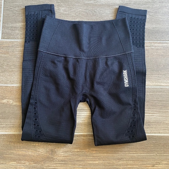 EUC • Gymshark Leggings - Picture 3 of 10